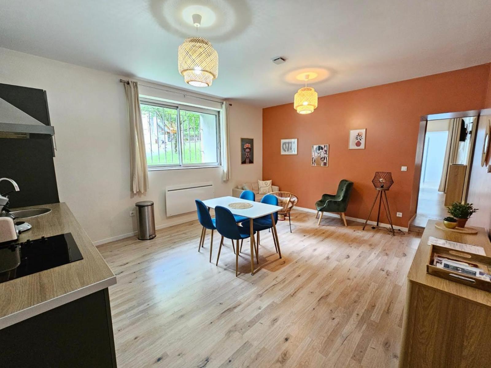 Les Appartements De Lucie Eaux-Bonnes Exteriör bild