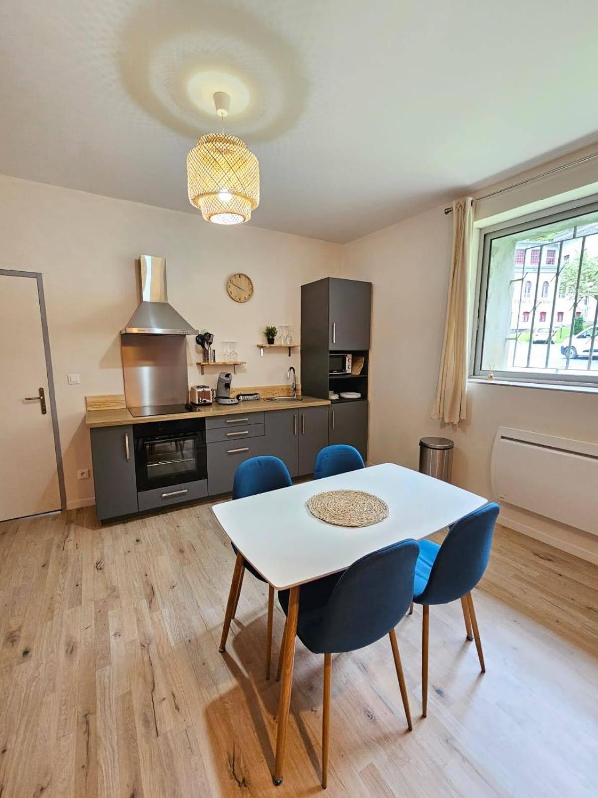 Les Appartements De Lucie Eaux-Bonnes Exteriör bild