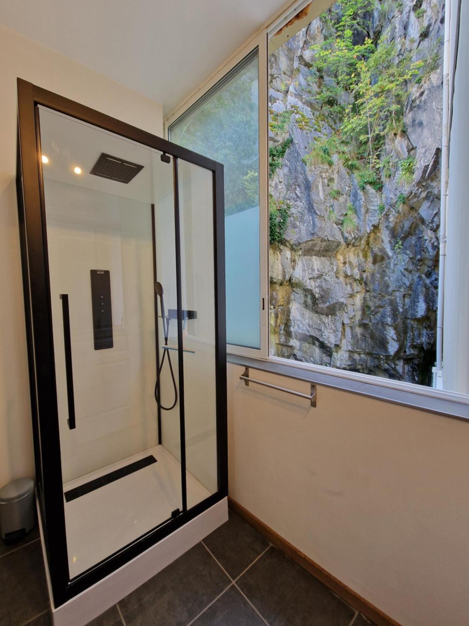 Les Appartements De Lucie Eaux-Bonnes Exteriör bild