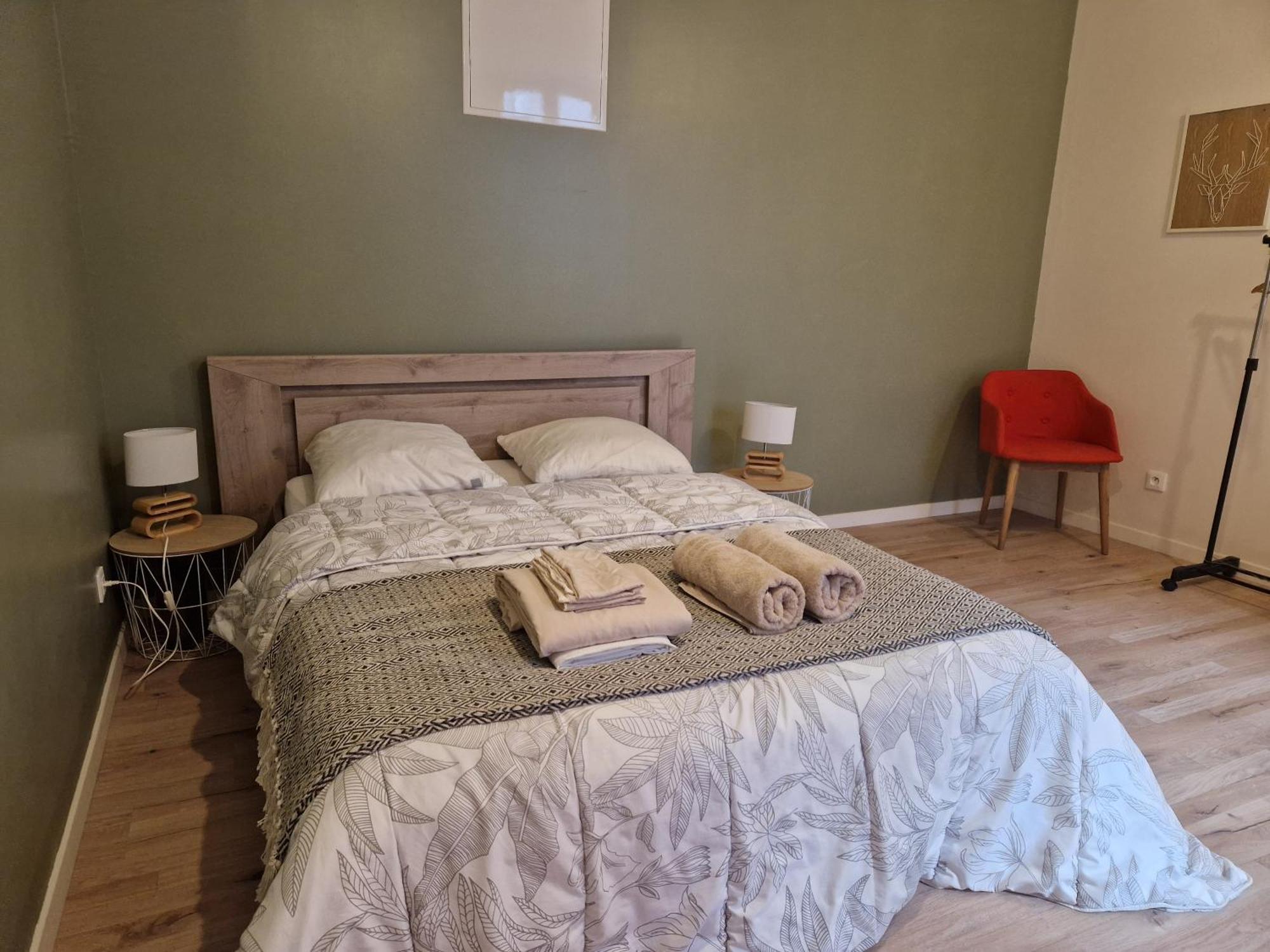 Les Appartements De Lucie Eaux-Bonnes Exteriör bild